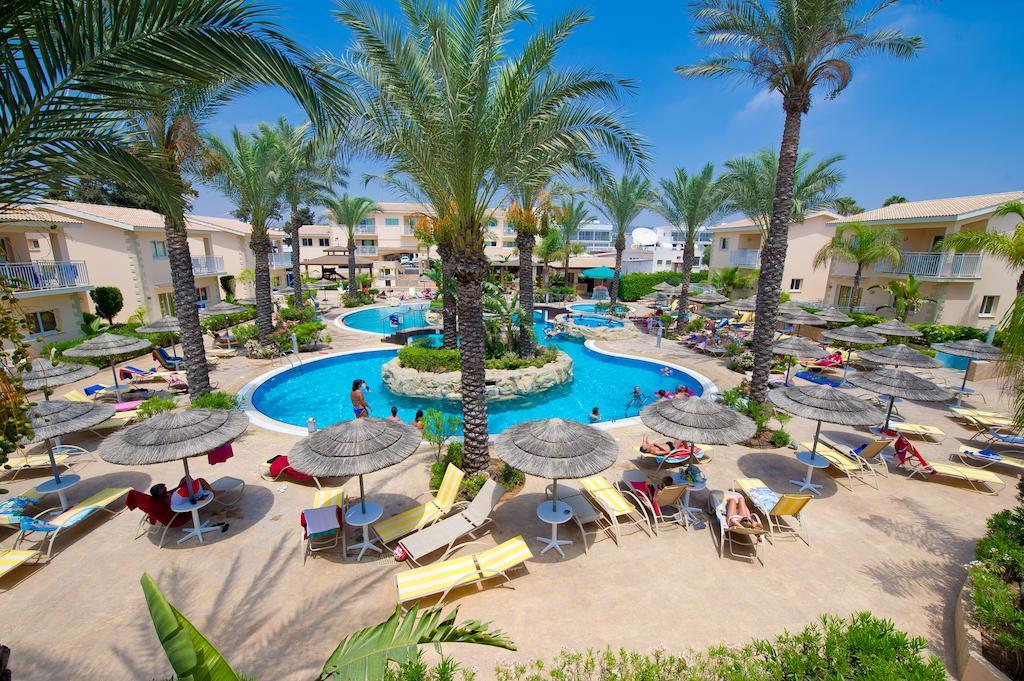 Tasia Maris Gardens Ayia Napa Bagian luar foto