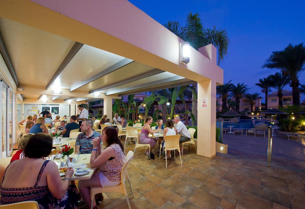 Tasia Maris Gardens Ayia Napa Bagian luar foto